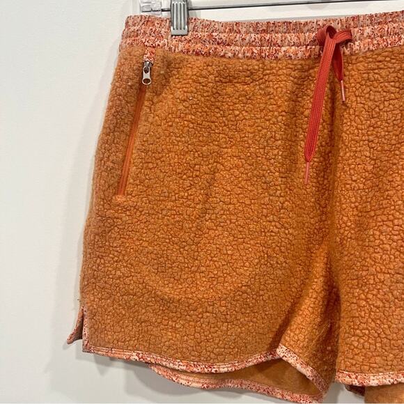 Outdoor Voices MegaFleece Shorts - Picture 7 of 8